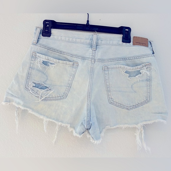 American Eagle Tomgirl Shortie Shorts, size 8 - Picture 2 of 4